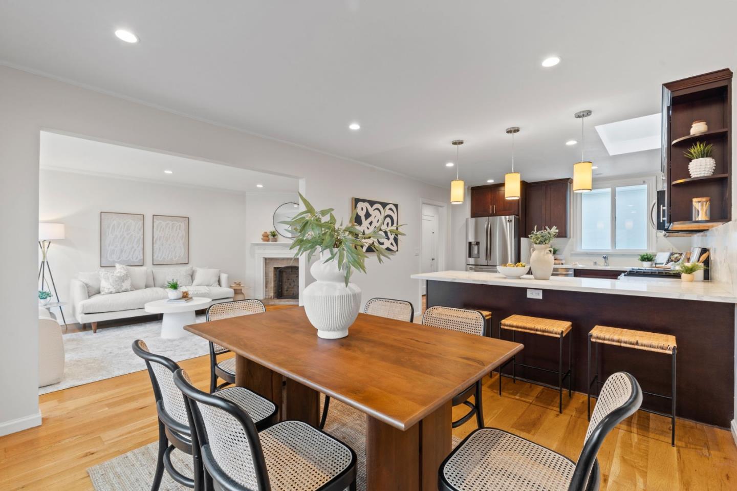 Detail Gallery Image 13 of 34 For 2640 Alemany Blvd, San Francisco,  CA 94112 - 4 Beds | 2 Baths
