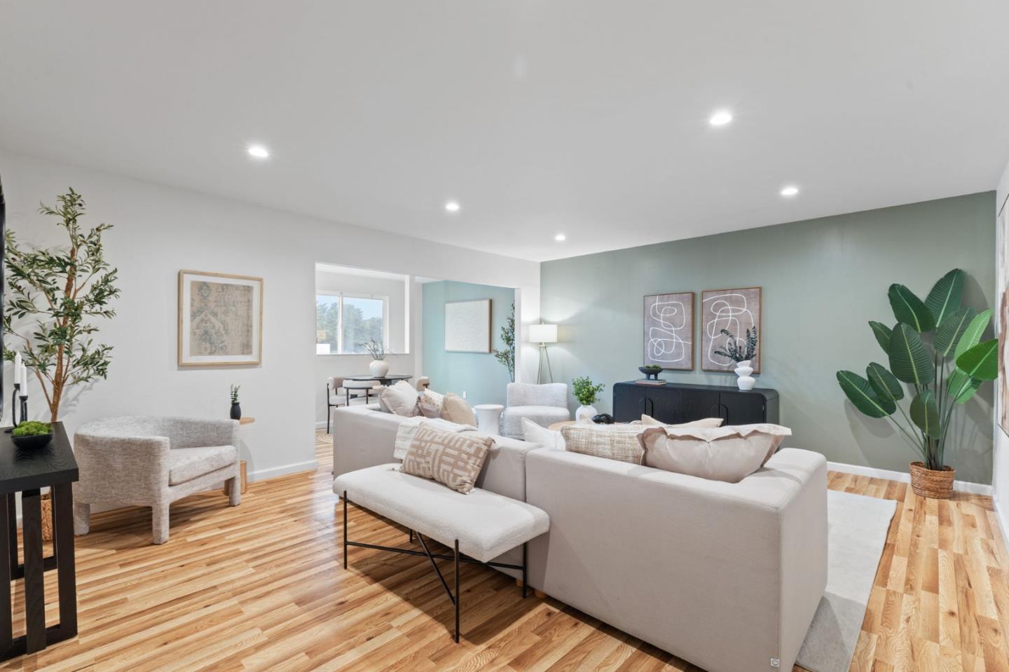 Detail Gallery Image 21 of 34 For 2640 Alemany Blvd, San Francisco,  CA 94112 - 4 Beds | 2 Baths