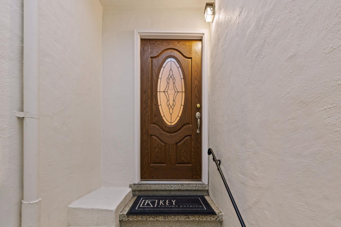 Detail Gallery Image 6 of 34 For 2640 Alemany Blvd, San Francisco,  CA 94112 - 4 Beds | 2 Baths