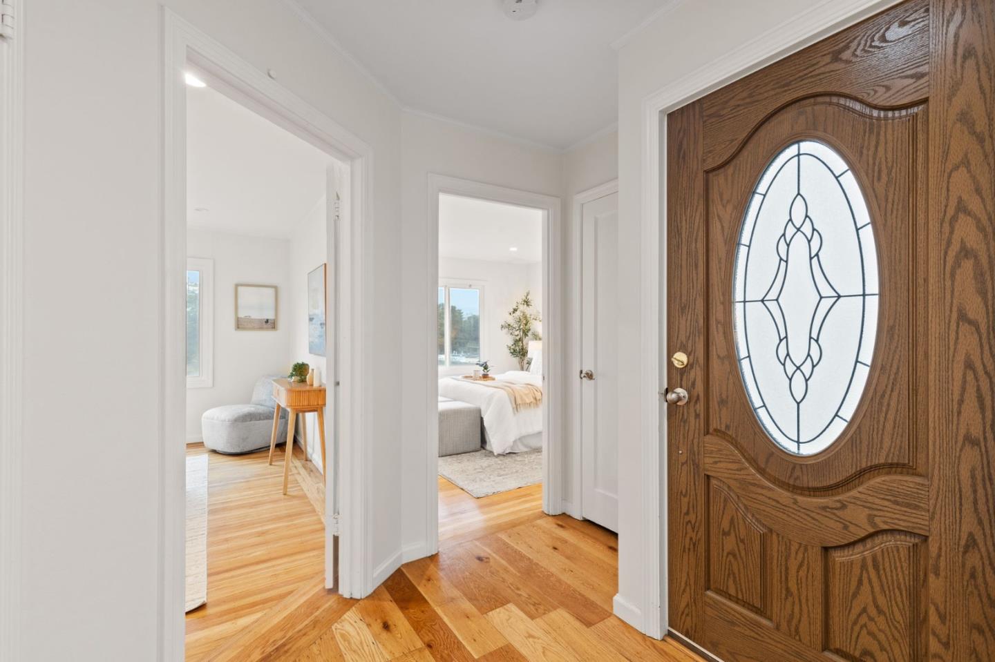 Detail Gallery Image 7 of 34 For 2640 Alemany Blvd, San Francisco,  CA 94112 - 4 Beds | 2 Baths
