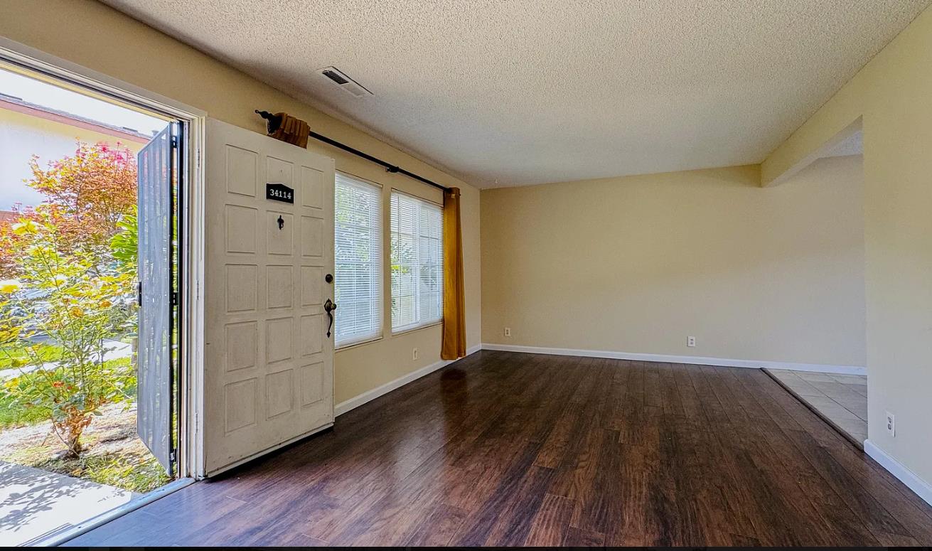Detail Gallery Image 7 of 40 For 34114 Chamberlain Ter, Fremont,  CA 94555 - 3 Beds | 1 Baths