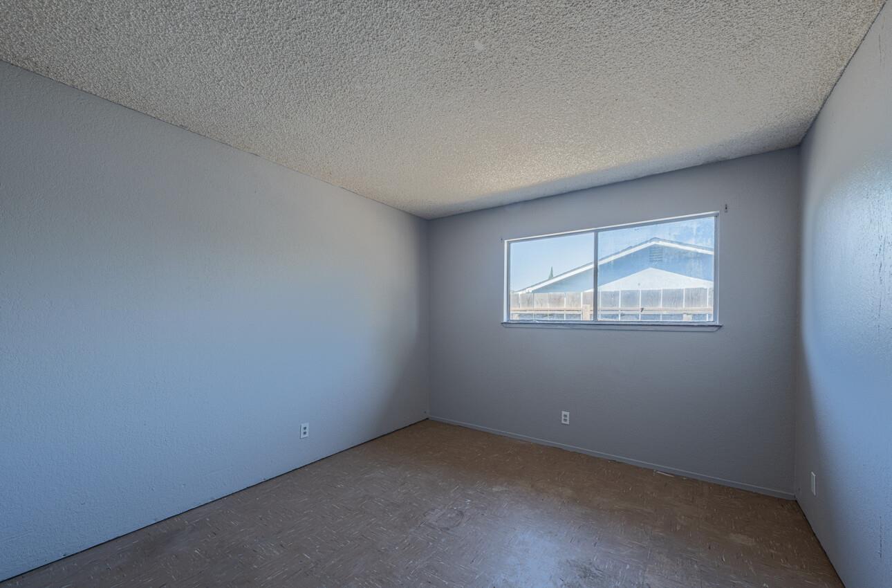 Detail Gallery Image 15 of 28 For 45130 Crown Ave, King City,  CA 93930 - 3 Beds | 2 Baths