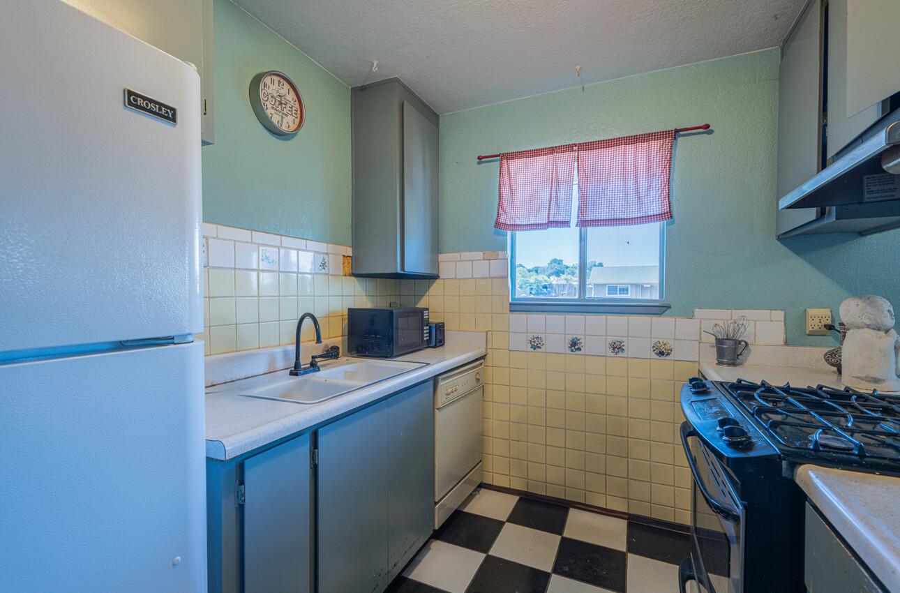Detail Gallery Image 7 of 28 For 45130 Crown Ave, King City,  CA 93930 - 3 Beds | 2 Baths