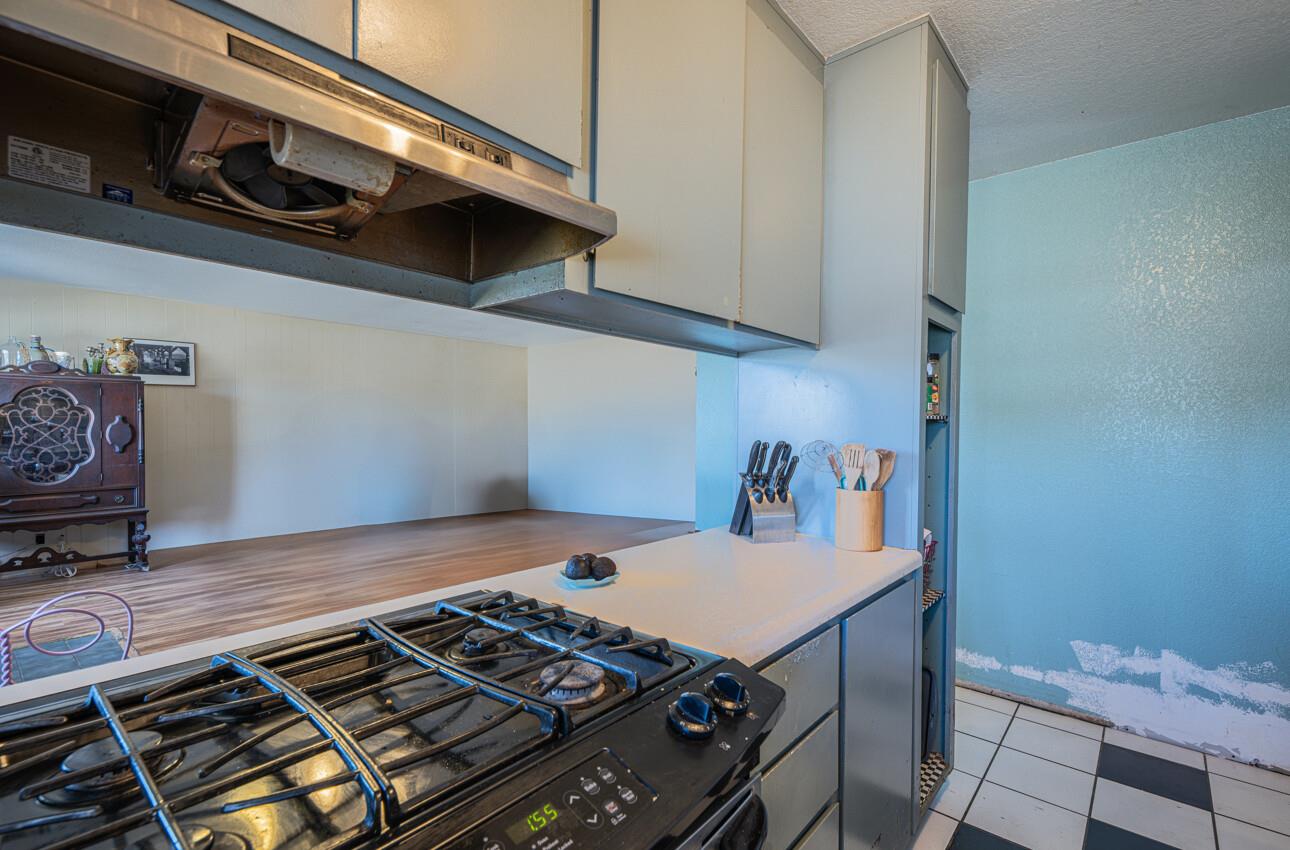 Detail Gallery Image 8 of 28 For 45130 Crown Ave, King City,  CA 93930 - 3 Beds | 2 Baths