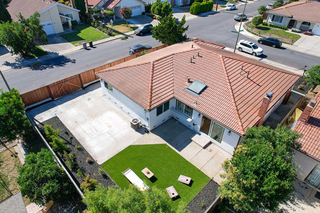 Detail Gallery Image 25 of 33 For 168 Park Dartmouth Pl, San Jose,  CA 95136 - 4 Beds | 2 Baths