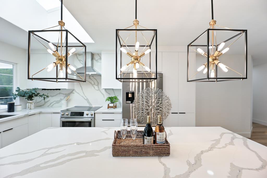 Detail Gallery Image 9 of 33 For 168 Park Dartmouth Pl, San Jose,  CA 95136 - 4 Beds | 2 Baths