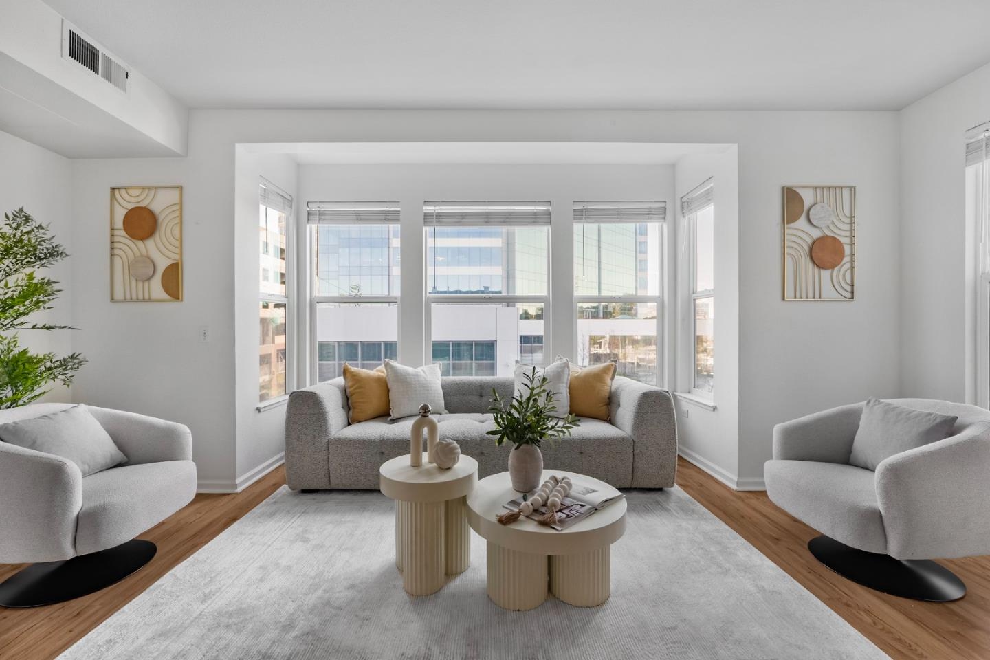 Detail Gallery Image 3 of 18 For 655 12th St #205,  Oakland,  CA 94607 - 2 Beds | 2 Baths