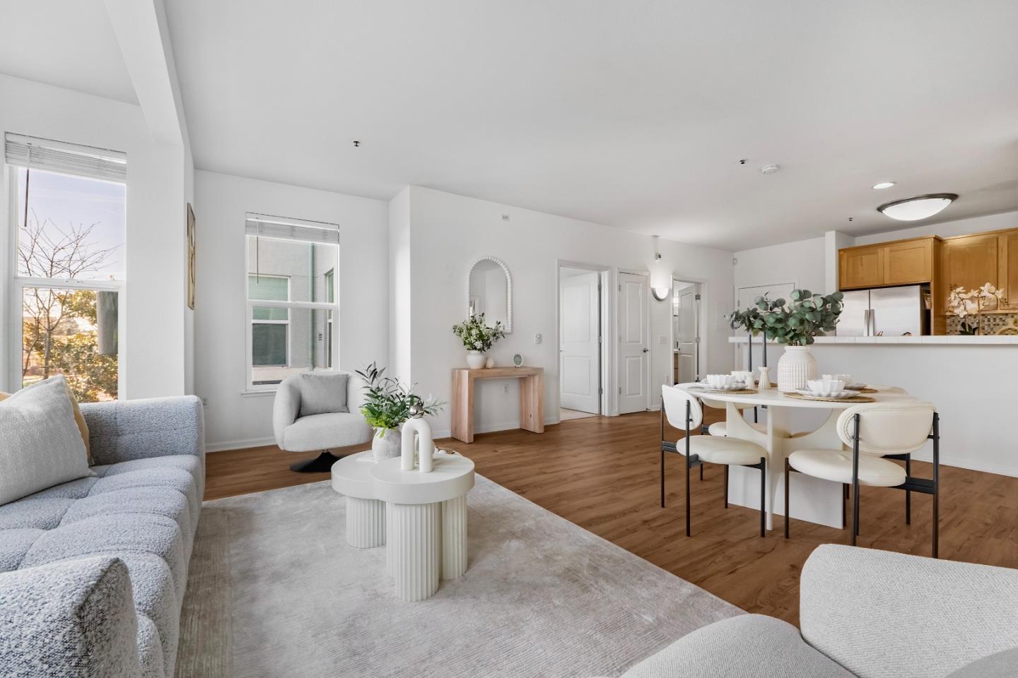 Detail Gallery Image 5 of 18 For 655 12th St #205,  Oakland,  CA 94607 - 2 Beds | 2 Baths