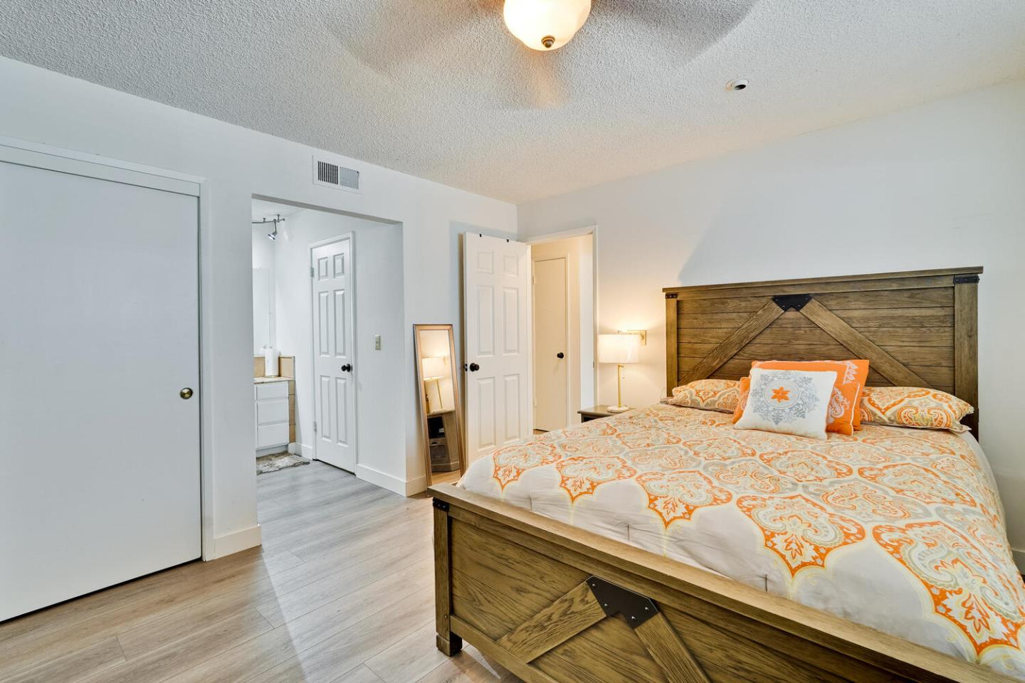 Detail Gallery Image 15 of 23 For 2209 Fairmont Dr, San Jose,  CA 95148 - 3 Beds | 2 Baths