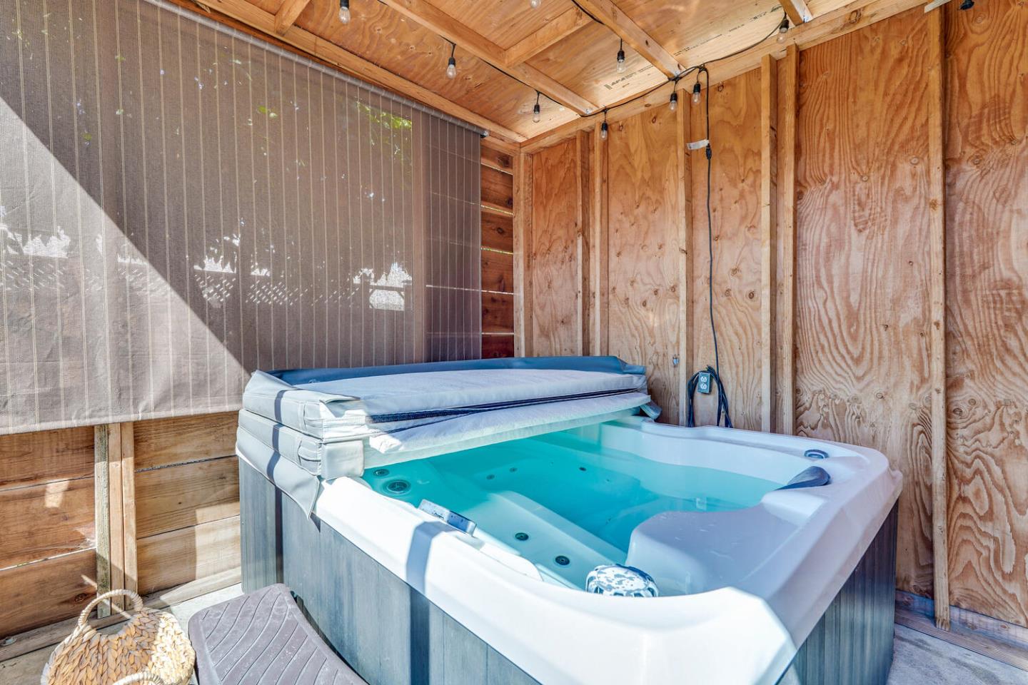 Detail Gallery Image 21 of 23 For 2209 Fairmont Dr, San Jose,  CA 95148 - 3 Beds | 2 Baths