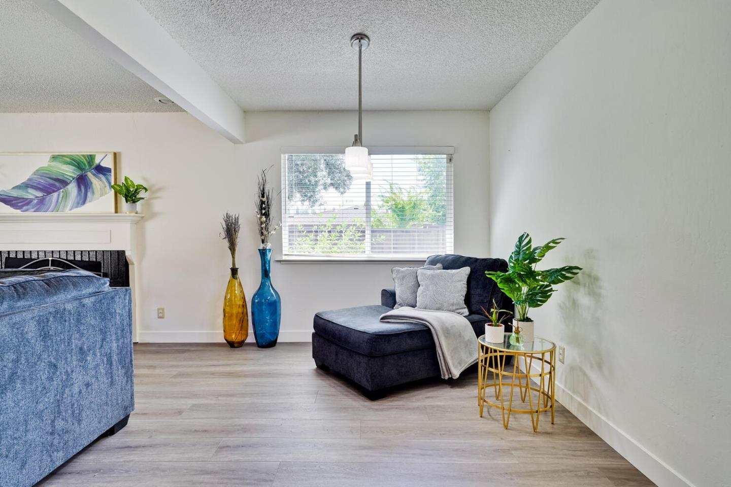 Detail Gallery Image 7 of 23 For 2209 Fairmont Dr, San Jose,  CA 95148 - 3 Beds | 2 Baths