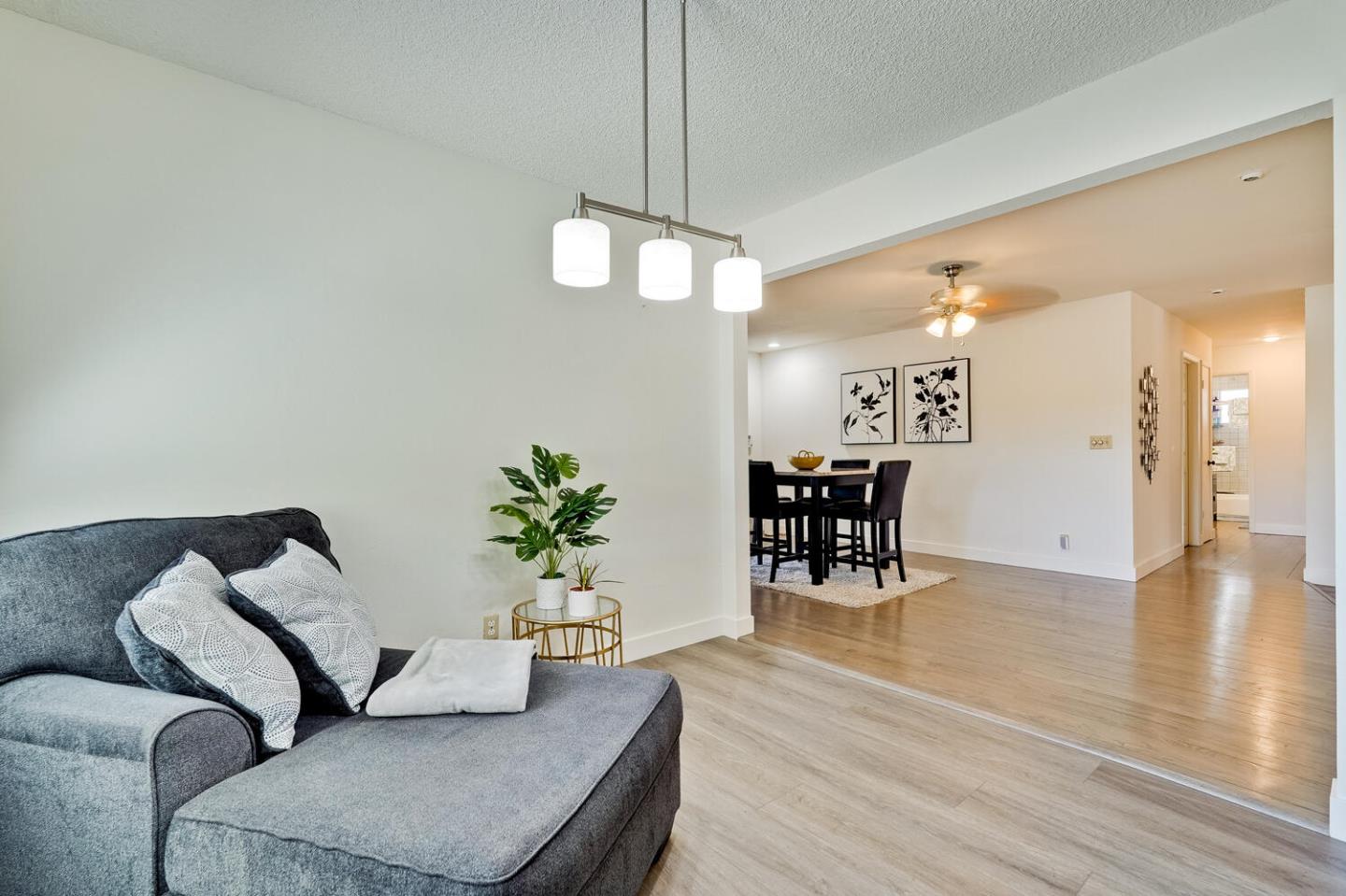 Detail Gallery Image 9 of 23 For 2209 Fairmont Dr, San Jose,  CA 95148 - 3 Beds | 2 Baths