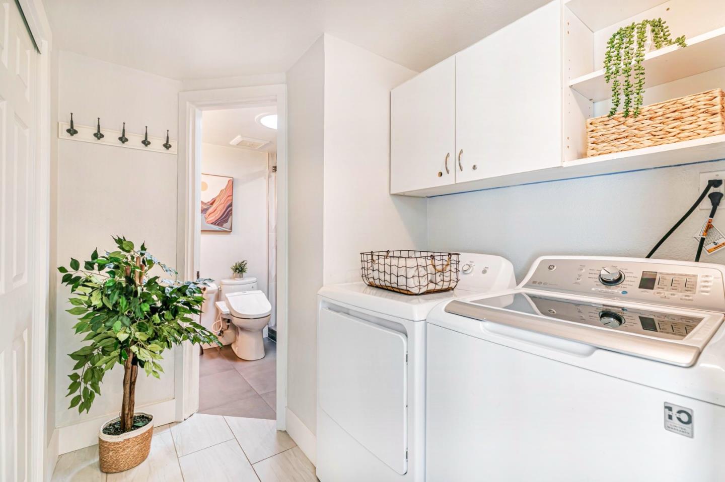 Detail Gallery Image 21 of 51 For 133 S 20th St, San Jose,  CA 95116 - 3 Beds | 3 Baths