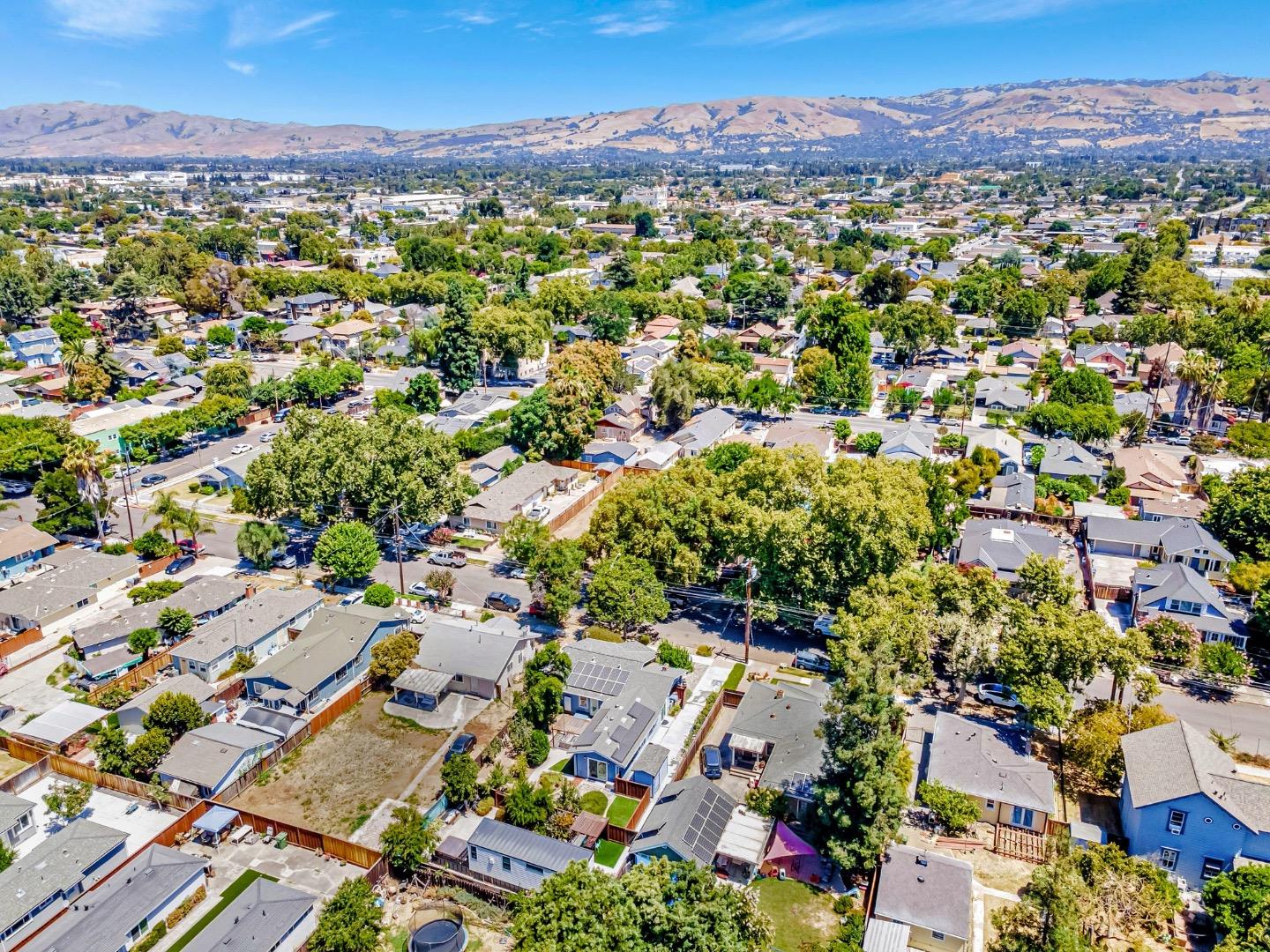 Detail Gallery Image 47 of 51 For 133 S 20th St, San Jose,  CA 95116 - 3 Beds | 3 Baths