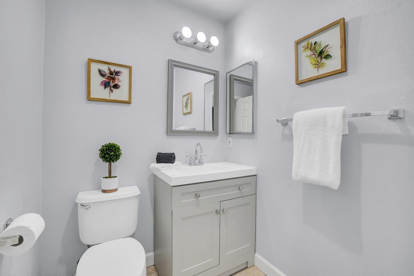 Detail Gallery Image 22 of 47 For 693 Nacomis Ct, Tracy,  CA 95304 - 5 Beds | 3 Baths
