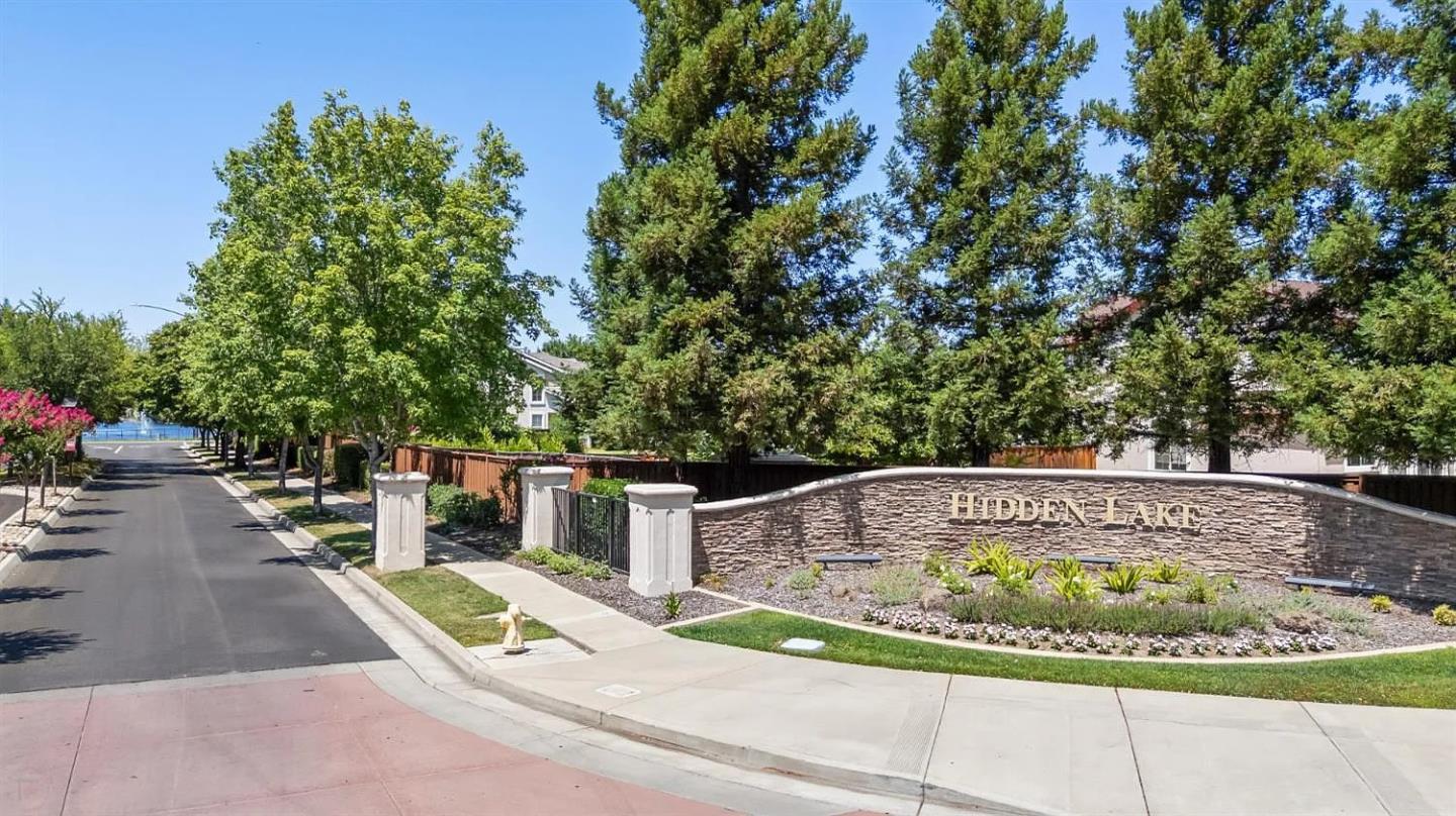 Detail Gallery Image 42 of 47 For 693 Nacomis Ct, Tracy,  CA 95304 - 5 Beds | 3 Baths