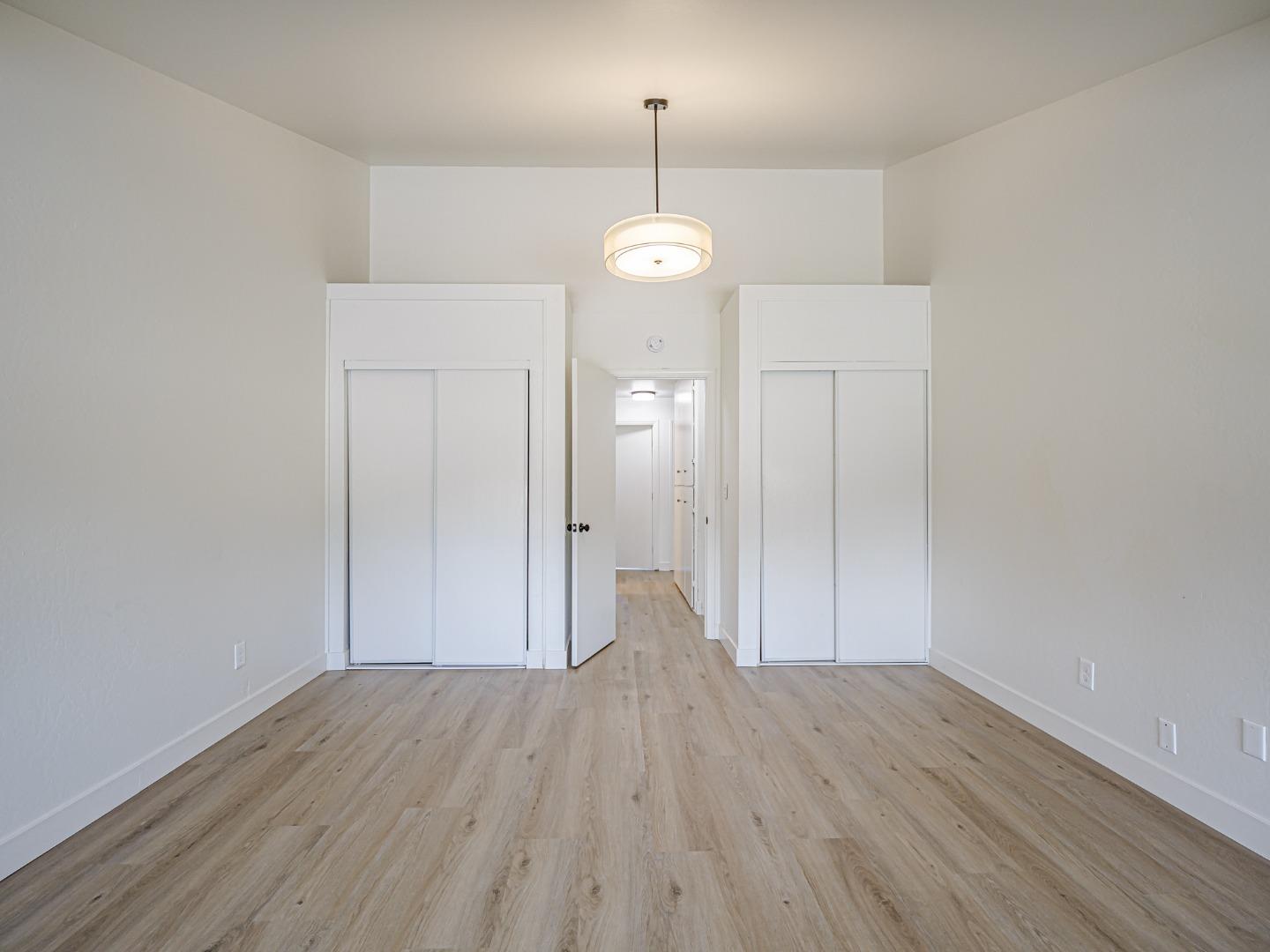 Detail Gallery Image 17 of 33 For 919 Acosta Plz #41,  Salinas,  CA 93905 - 4 Beds | 1/1 Baths