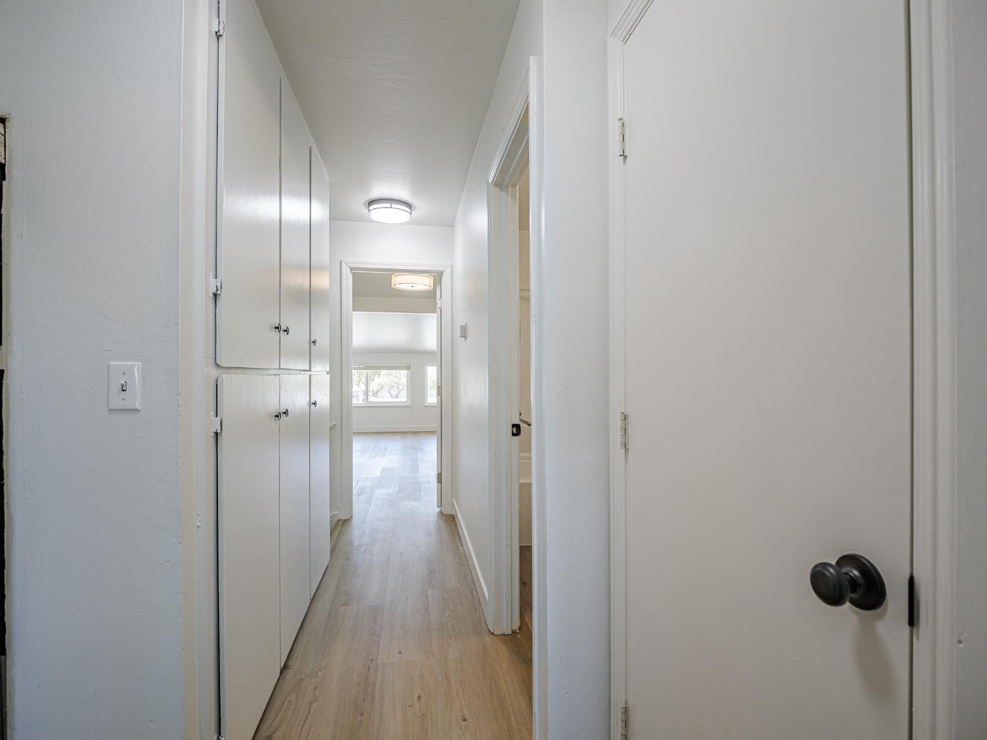 Detail Gallery Image 18 of 33 For 919 Acosta Plz #41,  Salinas,  CA 93905 - 4 Beds | 1/1 Baths