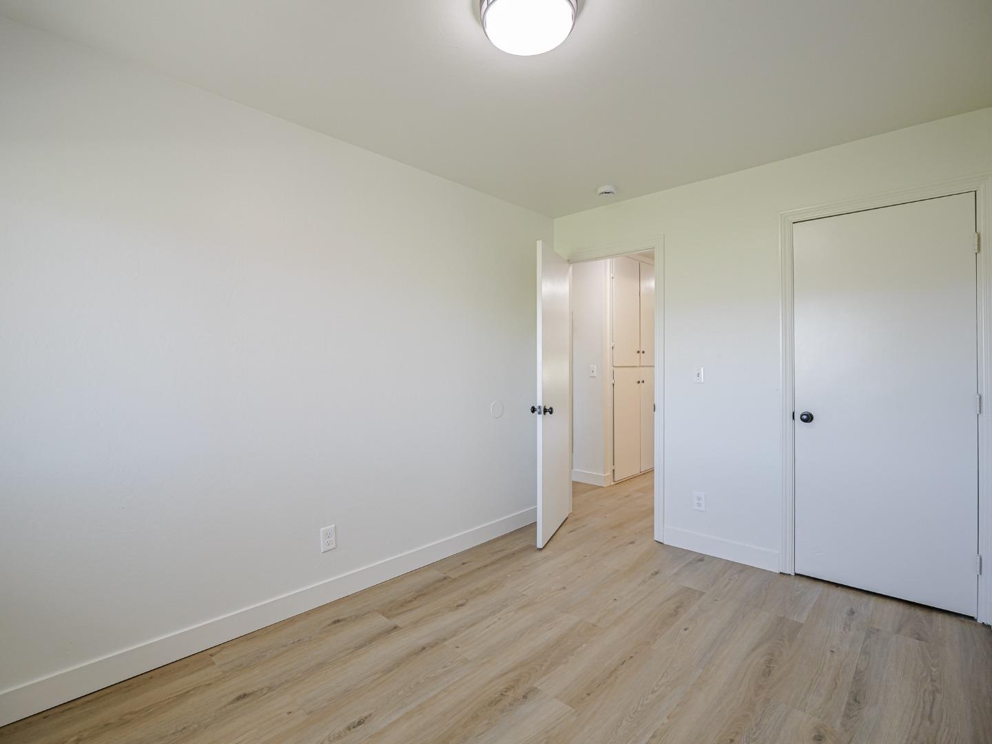 Detail Gallery Image 20 of 33 For 919 Acosta Plz #41,  Salinas,  CA 93905 - 4 Beds | 1/1 Baths