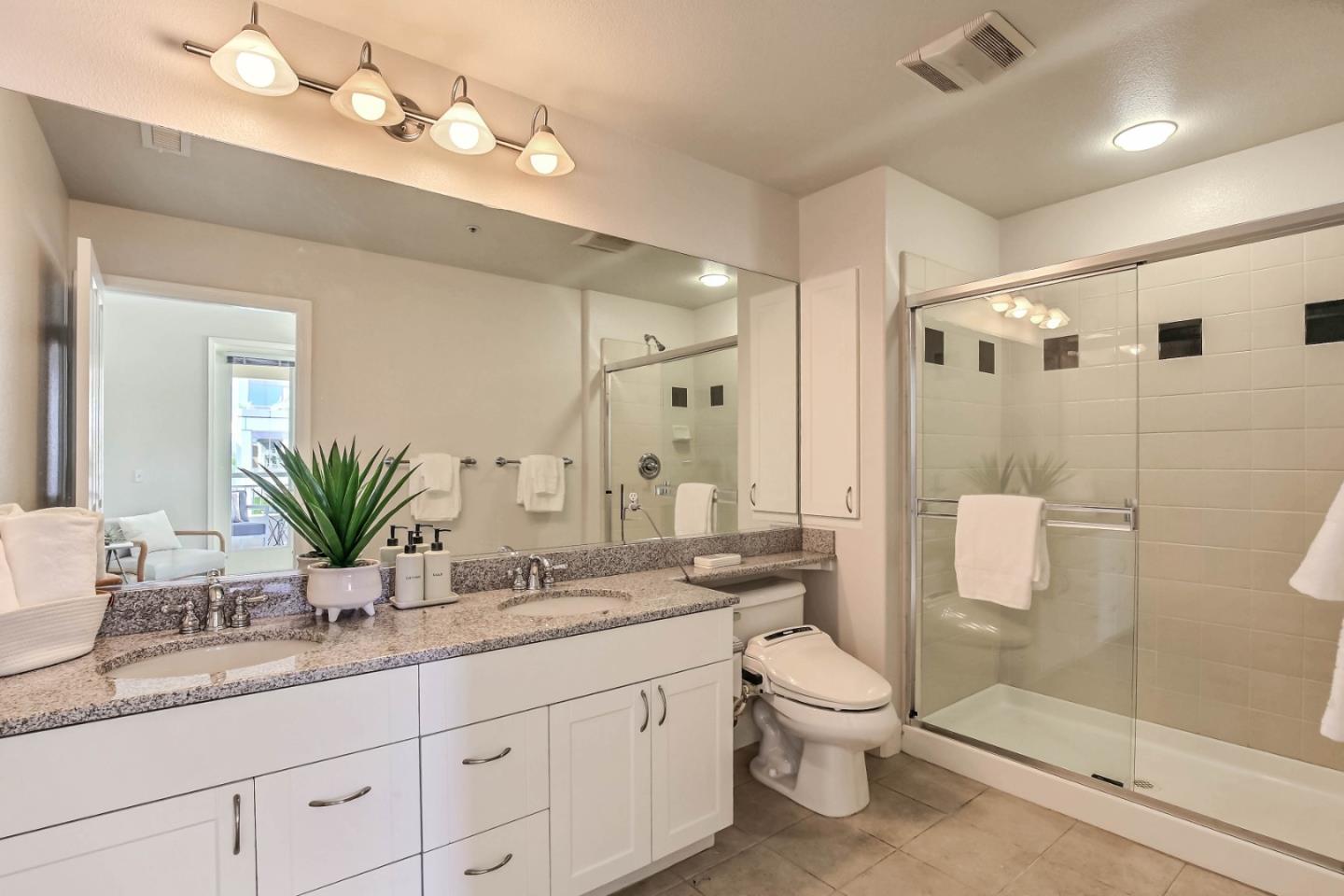 Detail Gallery Image 10 of 22 For 20488 Stevens Creek Blvd #2301,  Cupertino,  CA 95014 - 2 Beds | 2 Baths