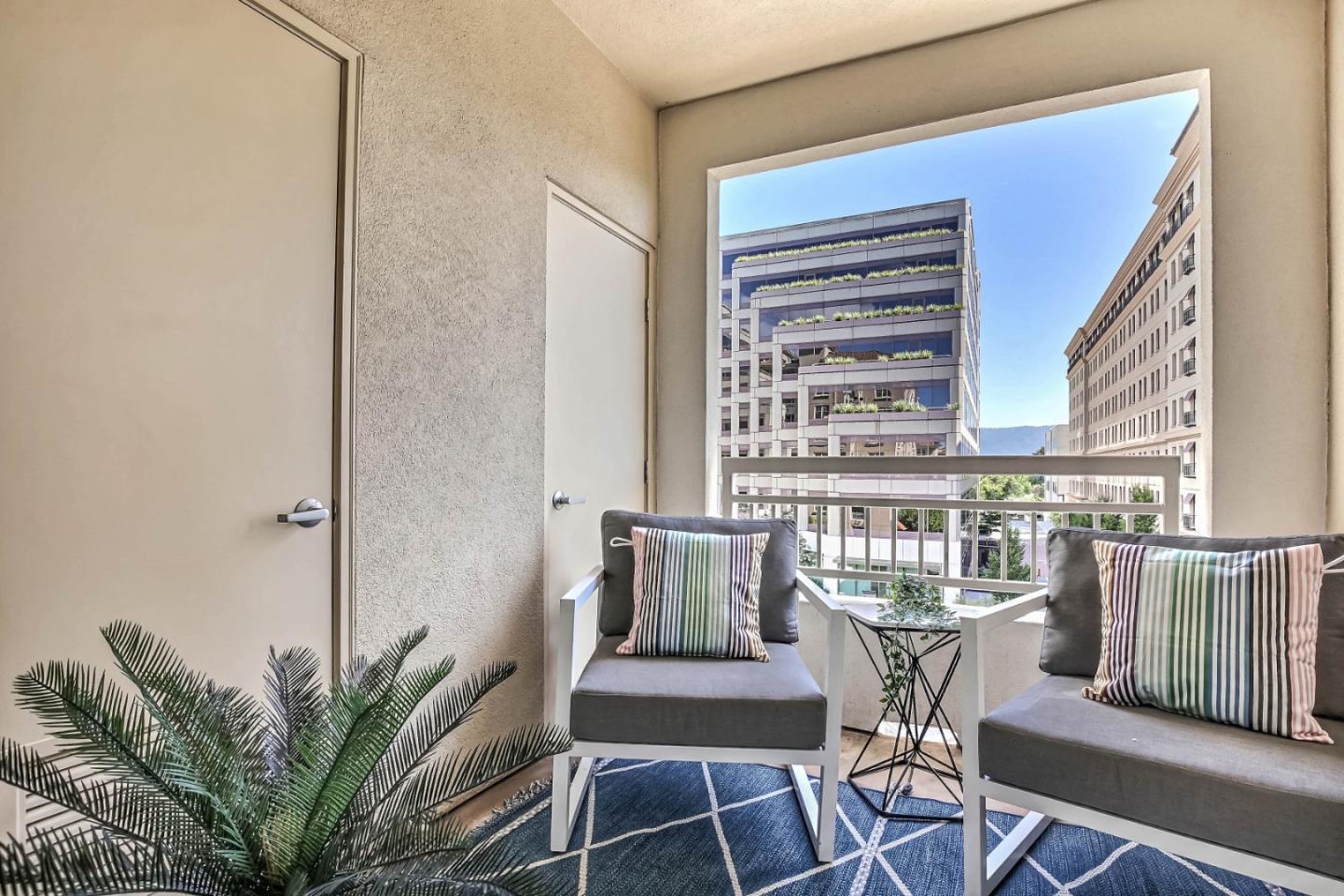 Detail Gallery Image 13 of 22 For 20488 Stevens Creek Blvd #2301,  Cupertino,  CA 95014 - 2 Beds | 2 Baths