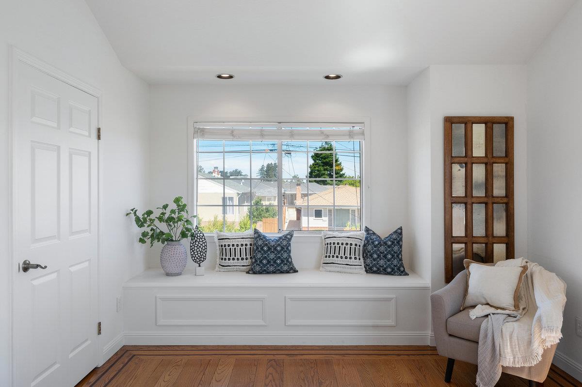 Detail Gallery Image 27 of 39 For 403 Santa Florita Ave, Millbrae,  CA 94030 - 3 Beds | 2 Baths