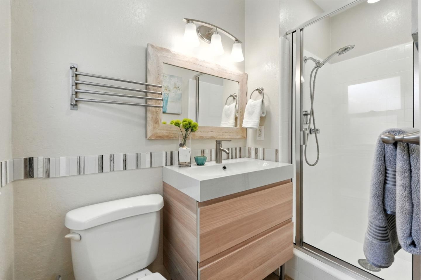 Detail Gallery Image 21 of 27 For 479 Chestnut Ave, Milpitas,  CA 95035 - 3 Beds | 2 Baths