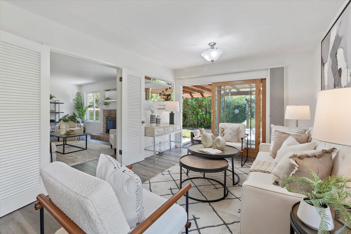 Detail Gallery Image 12 of 31 For 622 Wellsbury Way, Palo Alto,  CA 94306 - 3 Beds | 2 Baths