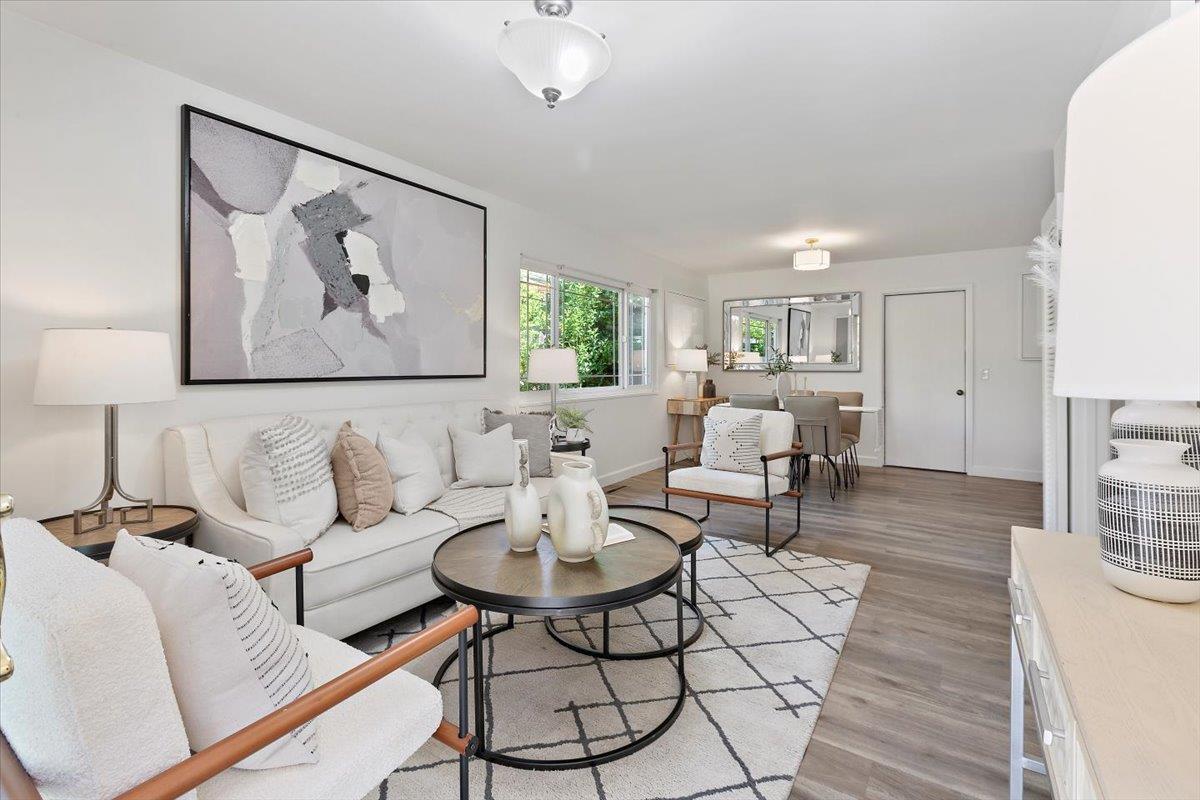 Detail Gallery Image 14 of 31 For 622 Wellsbury Way, Palo Alto,  CA 94306 - 3 Beds | 2 Baths