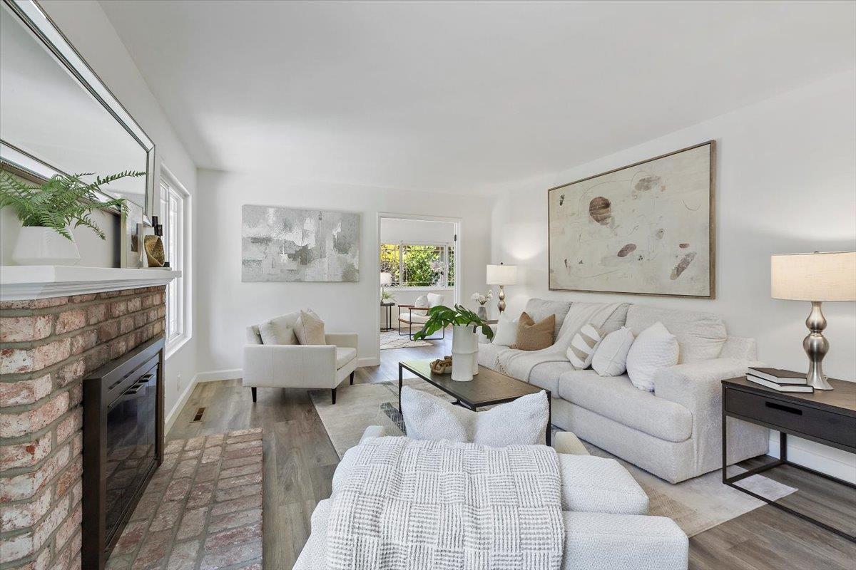 Detail Gallery Image 18 of 31 For 622 Wellsbury Way, Palo Alto,  CA 94306 - 3 Beds | 2 Baths