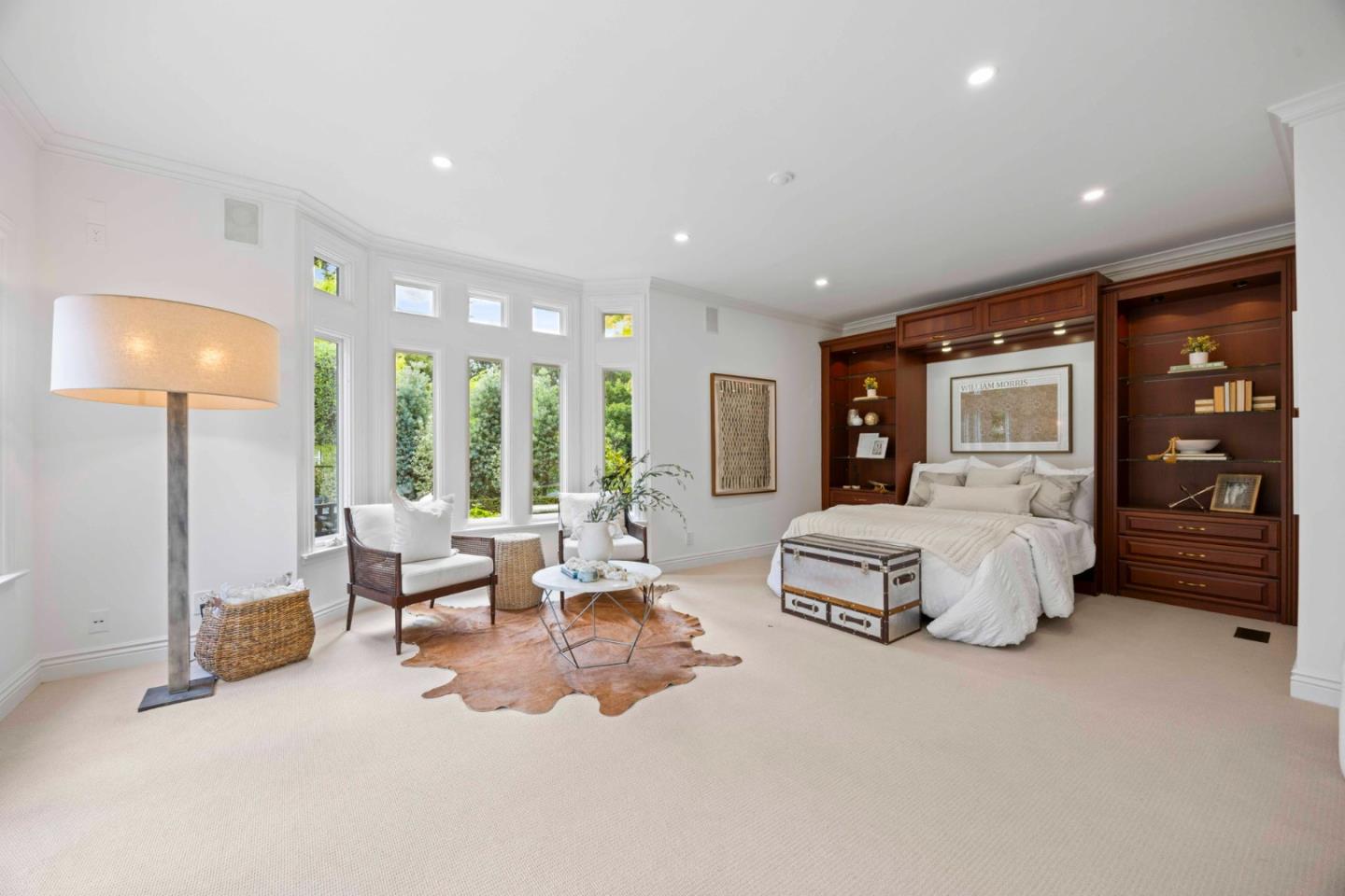 Detail Gallery Image 28 of 78 For 1901 Carmelita Ave, Burlingame,  CA 94010 - 5 Beds | 4/1 Baths