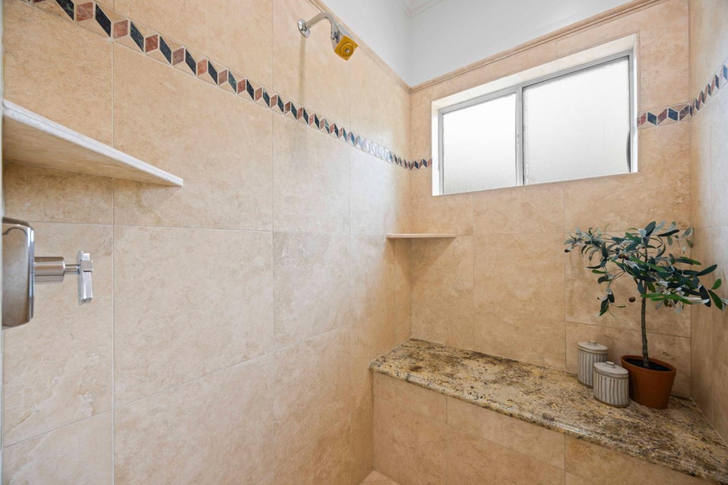 Detail Gallery Image 40 of 78 For 1901 Carmelita Ave, Burlingame,  CA 94010 - 5 Beds | 4/1 Baths