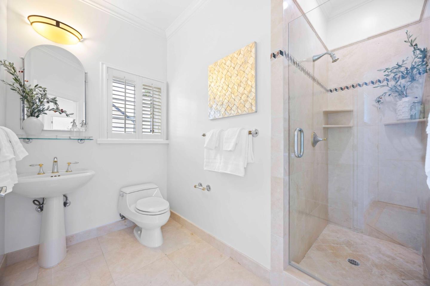 Detail Gallery Image 69 of 78 For 1901 Carmelita Ave, Burlingame,  CA 94010 - 5 Beds | 4/1 Baths
