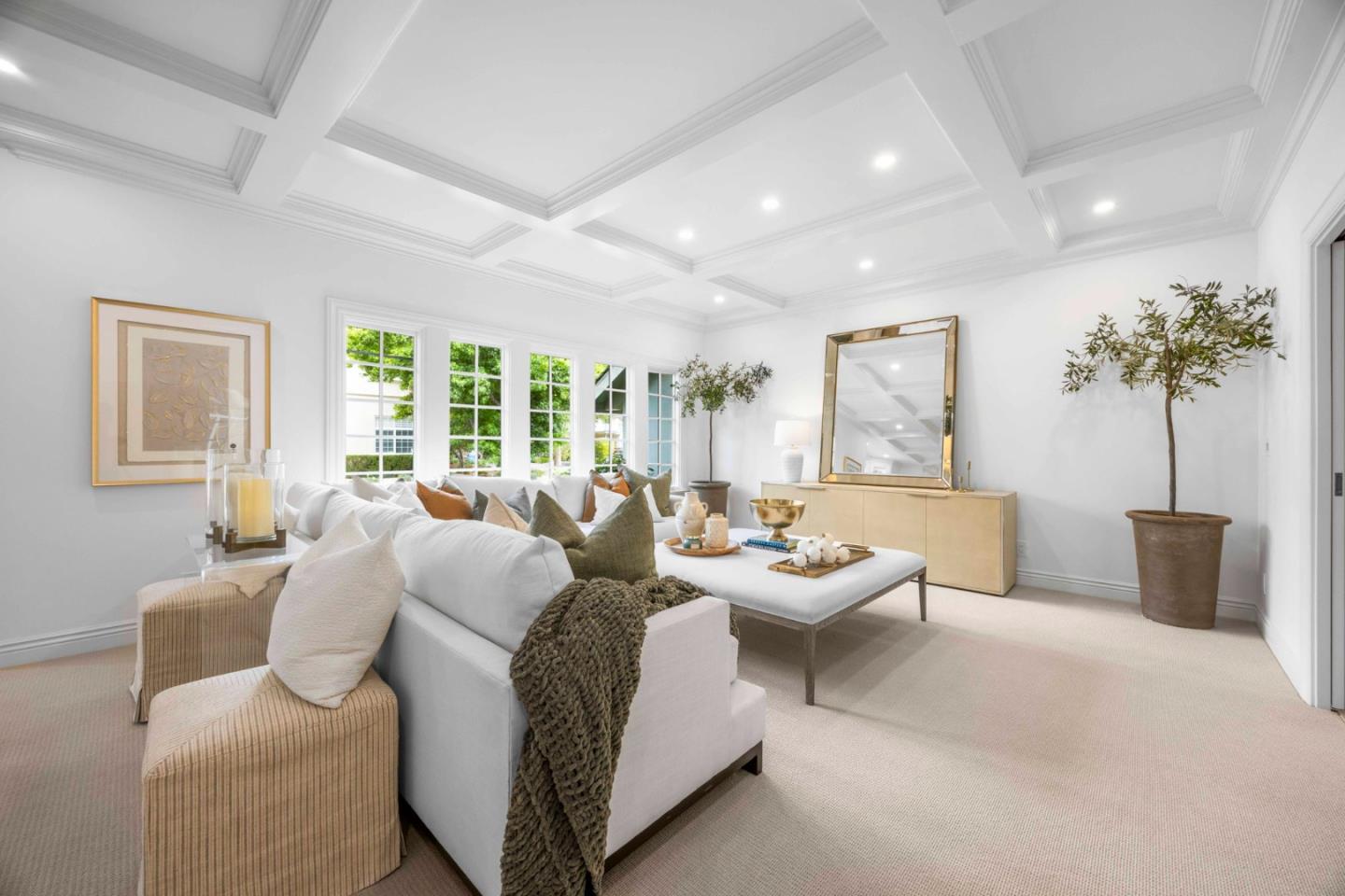 Detail Gallery Image 7 of 78 For 1901 Carmelita Ave, Burlingame,  CA 94010 - 5 Beds | 4/1 Baths