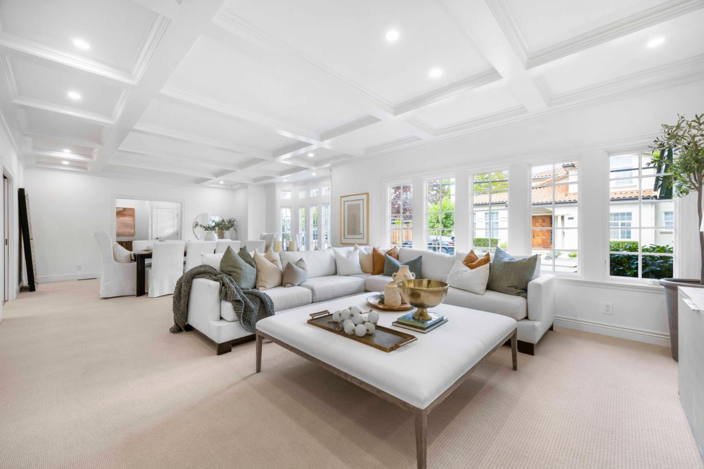 Detail Gallery Image 9 of 78 For 1901 Carmelita Ave, Burlingame,  CA 94010 - 5 Beds | 4/1 Baths