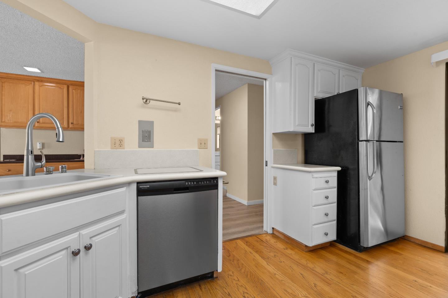 Detail Gallery Image 11 of 26 For 7214 Clarendon St, San Jose,  CA 95129 - 3 Beds | 2/1 Baths