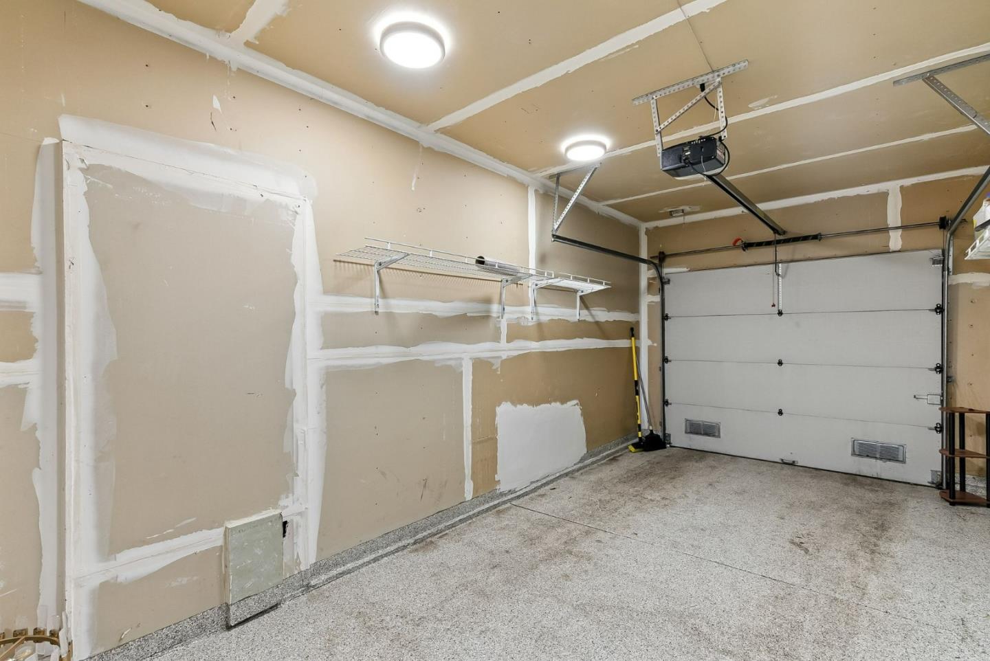 Detail Gallery Image 29 of 44 For 935 Old County Rd #42,  Belmont,  CA 94002 - 3 Beds | 2 Baths