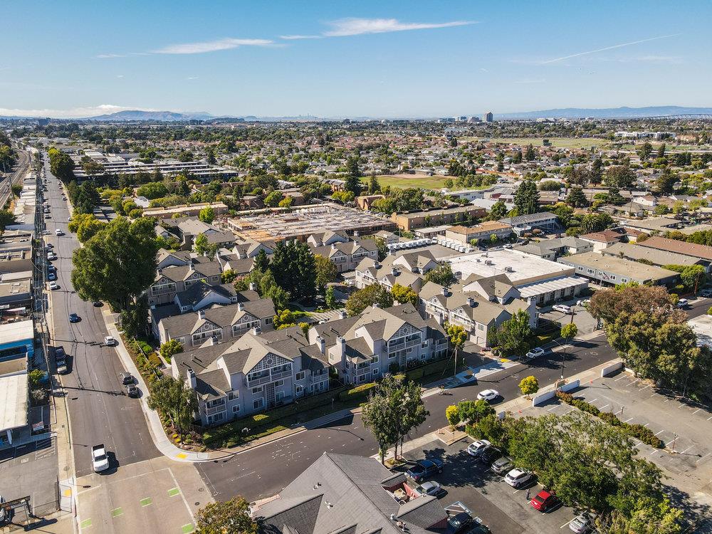 Detail Gallery Image 42 of 44 For 935 Old County Rd #42,  Belmont,  CA 94002 - 3 Beds | 2 Baths