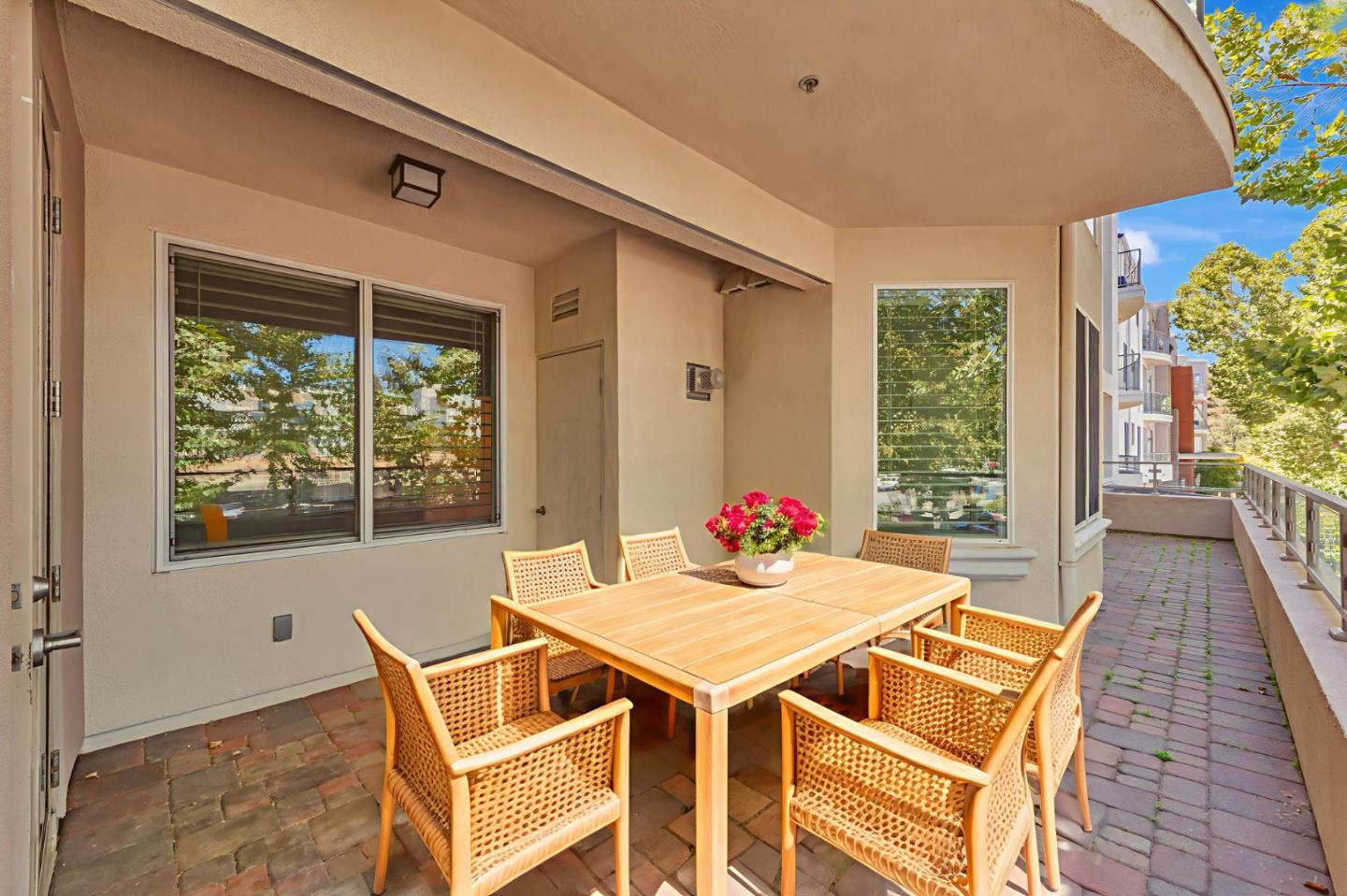 Detail Gallery Image 22 of 26 For 912 Campisi Way #201,  Campbell,  CA 95008 - 3 Beds | 2/1 Baths