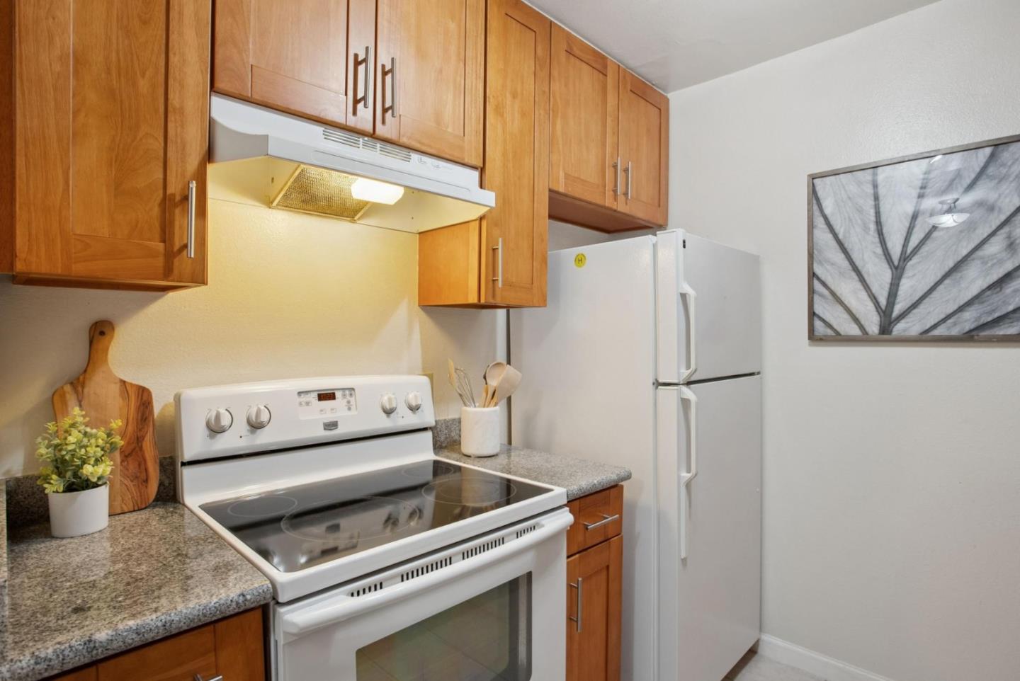 Detail Gallery Image 12 of 30 For 357 Half Moon Ln #12,  Daly City,  CA 94015 - 1 Beds | 1 Baths