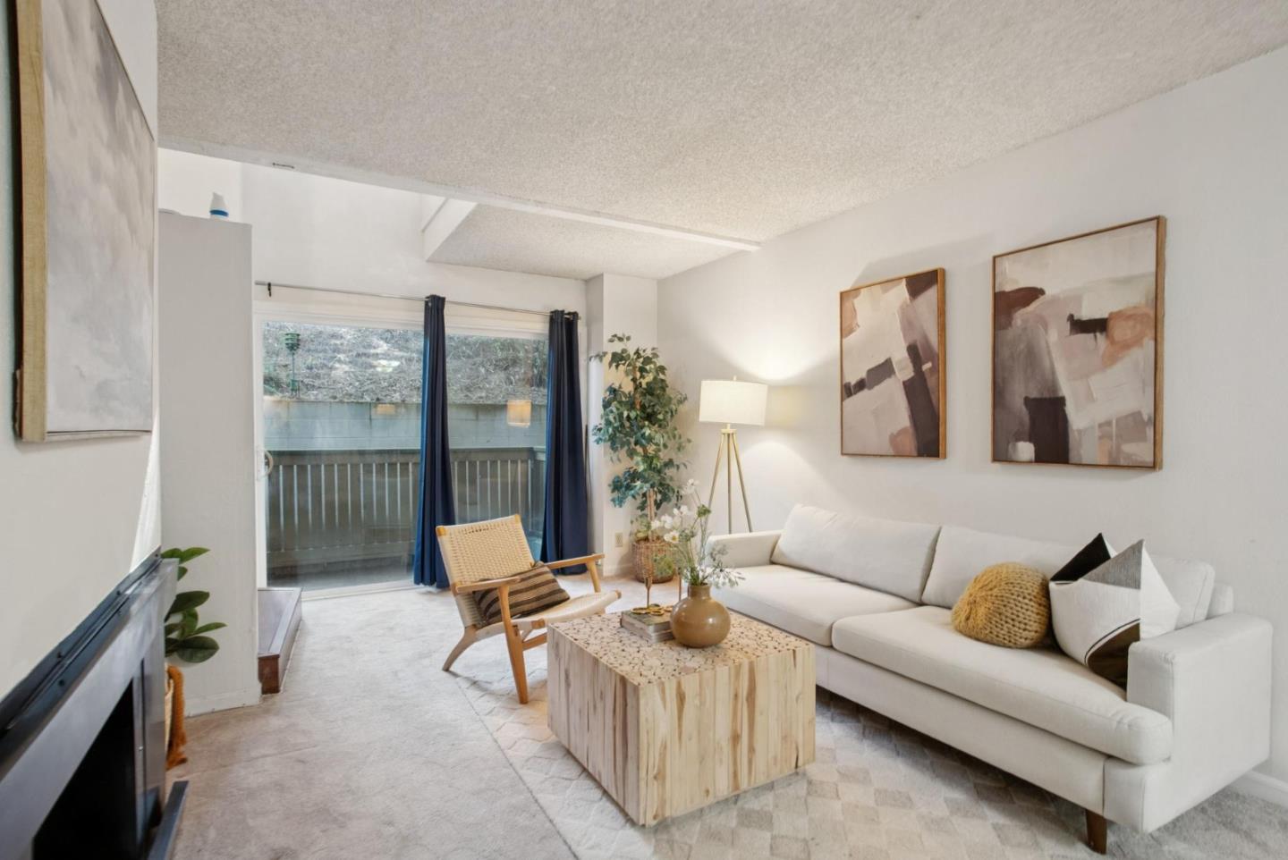 Detail Gallery Image 3 of 30 For 357 Half Moon Ln #12,  Daly City,  CA 94015 - 1 Beds | 1 Baths