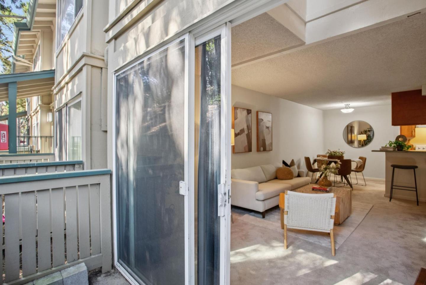 Detail Gallery Image 7 of 30 For 357 Half Moon Ln #12,  Daly City,  CA 94015 - 1 Beds | 1 Baths