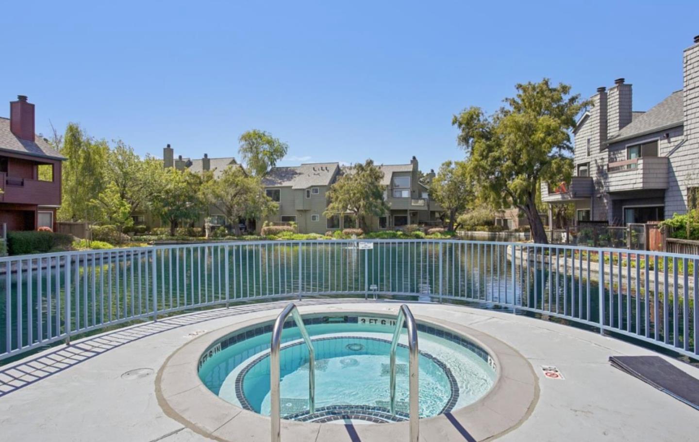 Detail Gallery Image 36 of 42 For 1090 Shoreline Dr, San Mateo,  CA 94404 - 1 Beds | 1/1 Baths