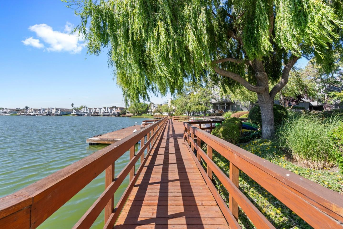Detail Gallery Image 40 of 42 For 1090 Shoreline Dr, San Mateo,  CA 94404 - 1 Beds | 1/1 Baths
