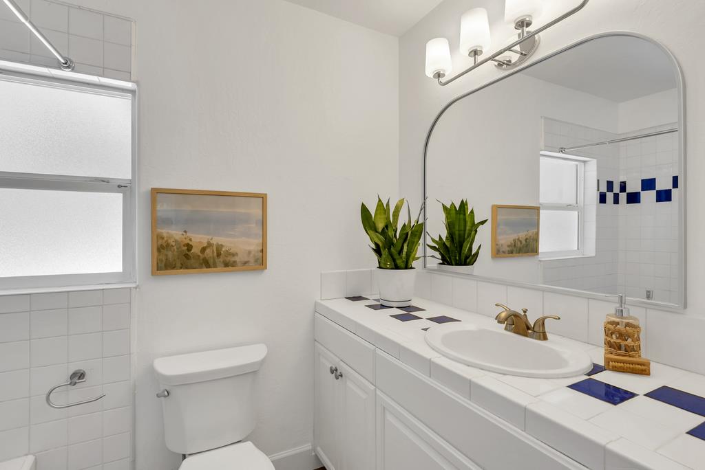 Detail Gallery Image 20 of 37 For 2625 Howe St, Santa Cruz,  CA 95065 - 2 Beds | 1 Baths