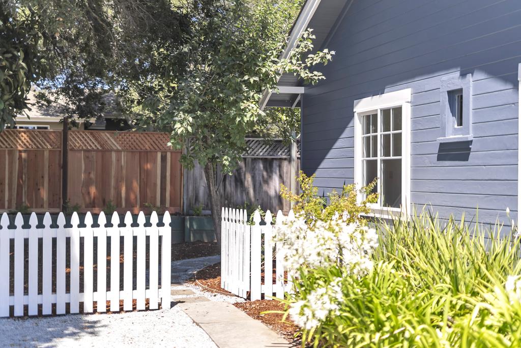 Detail Gallery Image 30 of 37 For 2625 Howe St, Santa Cruz,  CA 95065 - 2 Beds | 1 Baths