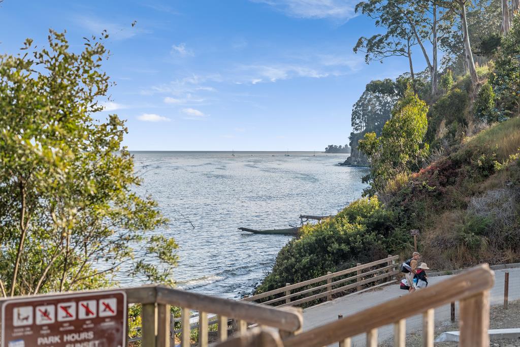 Detail Gallery Image 32 of 37 For 2625 Howe St, Santa Cruz,  CA 95065 - 2 Beds | 1 Baths