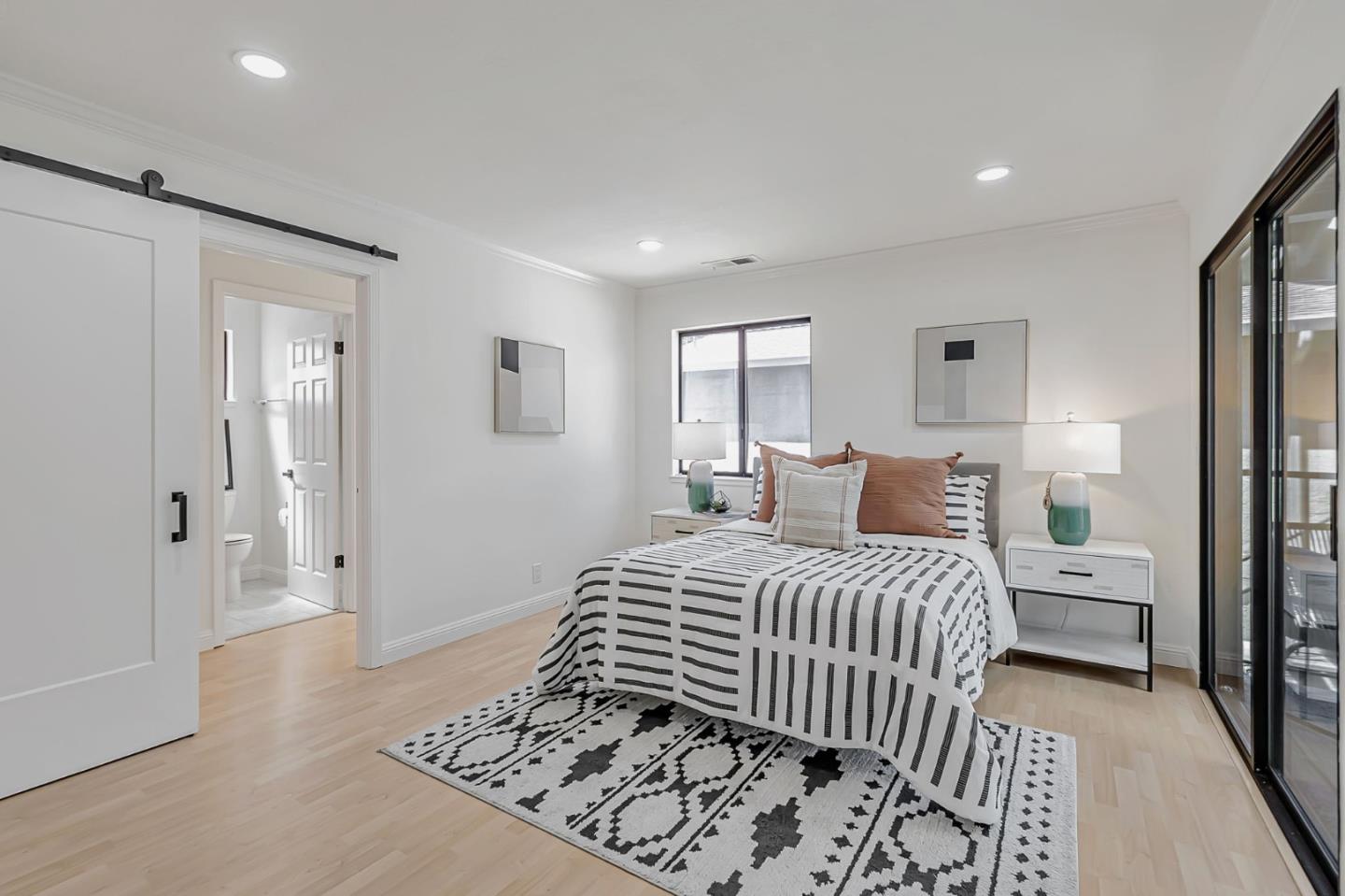 Detail Gallery Image 21 of 43 For 1870 Market St #6,  Santa Clara,  CA 95050 - 2 Beds | 2 Baths