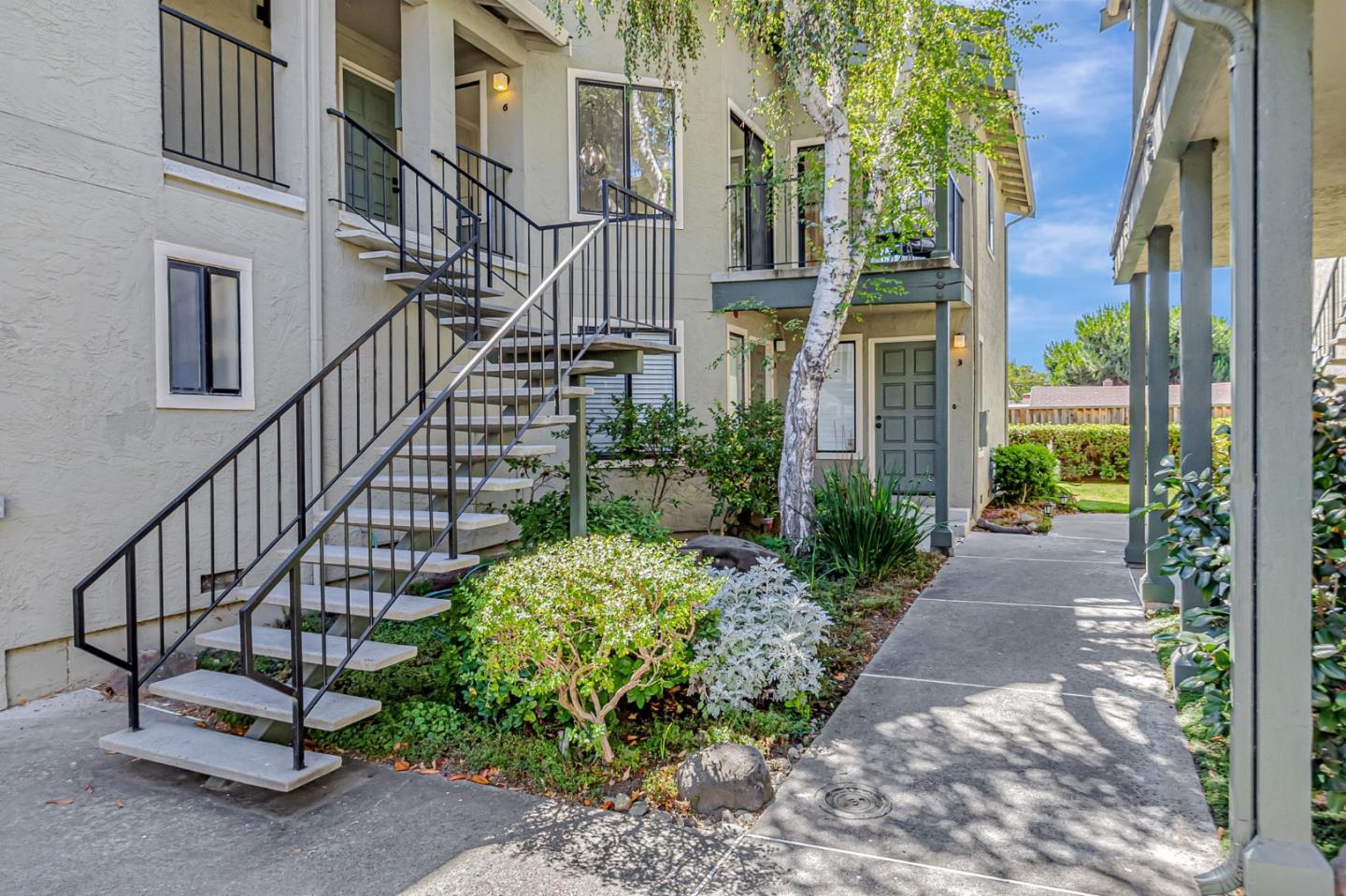 Detail Gallery Image 3 of 43 For 1870 Market St #6,  Santa Clara,  CA 95050 - 2 Beds | 2 Baths