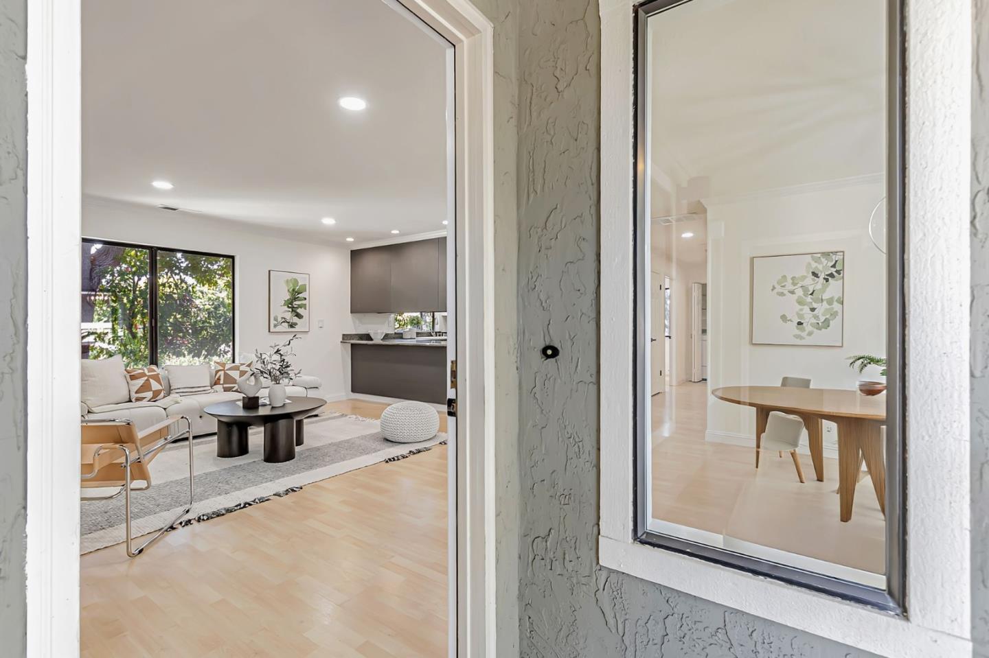 Detail Gallery Image 6 of 43 For 1870 Market St #6,  Santa Clara,  CA 95050 - 2 Beds | 2 Baths